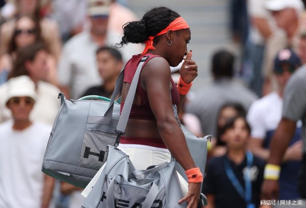 优配无忧 当桂冠成为重负，高芙的十字路口与灵魂之问